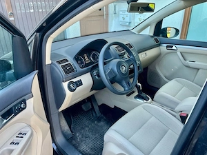 VW Touran   2012   DSG   Diesel - imagine 7