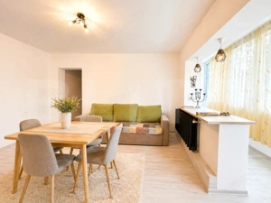 Apartament de vânzare 3 camere, 65 mp,etaj 1,Cetate