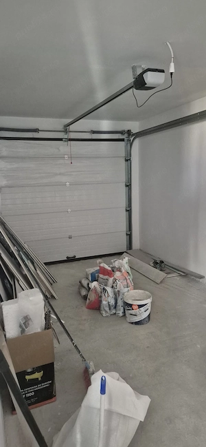 Proprietar vand casa cu garaj in Dumbravita - imagine 4