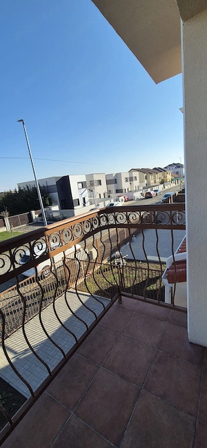 Proprietar vand casa cu garaj in Dumbravita - imagine 8