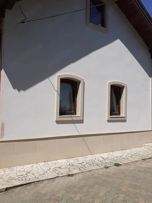 Fatade private sau publice