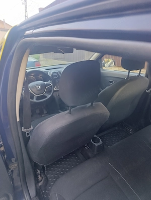 Vând Dacia Sandero 2018 - imagine 6