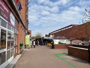 Inchiriere teren / spatiu pentru rulota food - Halele Obor