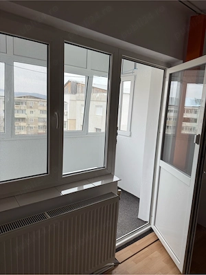 apartament 4 camere, 2 bai, 2 balcoane, 1 debara - imagine 3