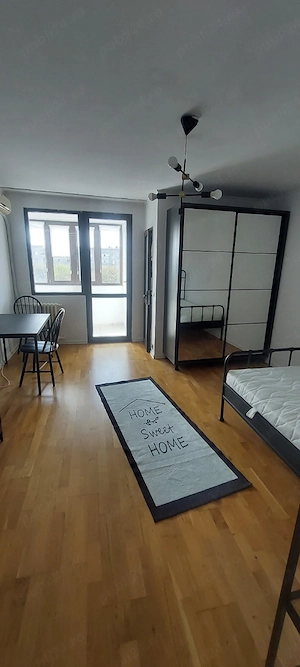 garsoniera titan - imagine 2