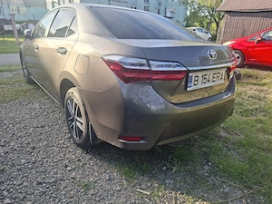 Toyota Corolla 1.6vvt automata 2018 - imagine 5