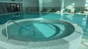 Apartament cu scara interioara + loc de parcare inclus de vanzare in Sinaia  - imagine 15