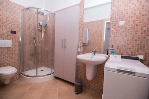 Apartament cu scara interioara + loc de parcare inclus de vanzare in Sinaia  - imagine 8