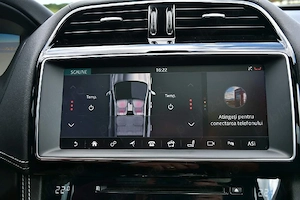 Jaguar F-Pace  - imagine 7