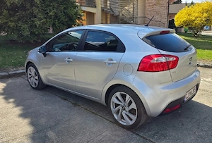 Vând Kia Rio 1.1 CRDI, 2013, Euro 6, Înmatriculat  - imagine 2
