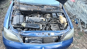 opel astra pentru piese 300e