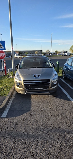 Peugeot 3008 diesel hibrid 4x4 - imagine 4