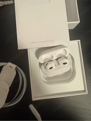 casti apple airpods g3