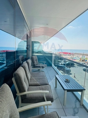 Apartament 2 camere de vanzare White Titanic +loc de parcare