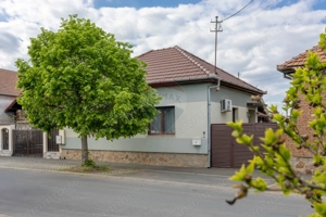 Casă cu 5 camere de vânzare - Aradul Nou - imagine 13