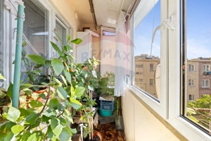 Apartament cu 3 camere de vânzare - zona Aurel Vlaicu - imagine 9