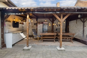 Casă cu 5 camere de vânzare - Aradul Nou - imagine 17