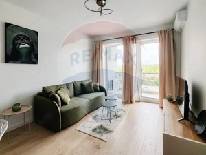 Apartament cu 3 camere de închiriat, Prima ARENA, cu loc de parcare