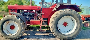 Vând tractor international - imagine 4