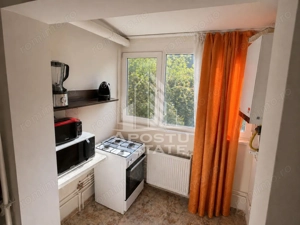 Apartament cu 3 camere,2 bai de vanzare,zona Olimpia-Stadion,Timisoara