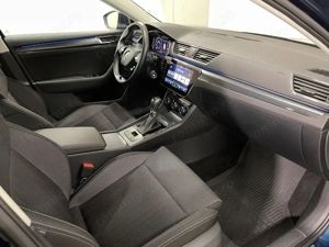 Skoda Superb - imagine 11