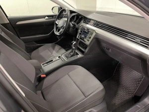 Volkswagen Passat - imagine 10