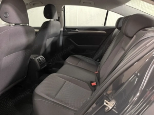 Volkswagen Passat - imagine 11