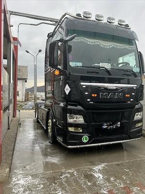 Man 560 d38 an 2016 - imagine 3