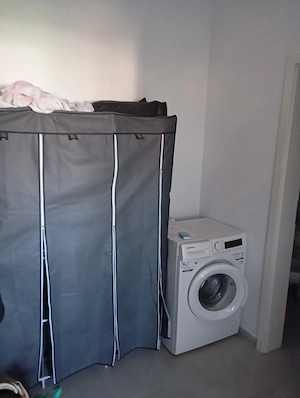 Vând garsonieră in Sânpetru Resident etc 3 3mobilat vi a vis de moll Sânpetru,5 min de statia RATB. - imagine 2