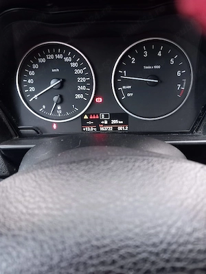 Vând Schimb BMW seria 1 f20