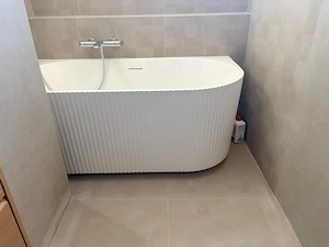 Vand cada Freestanding-design modern