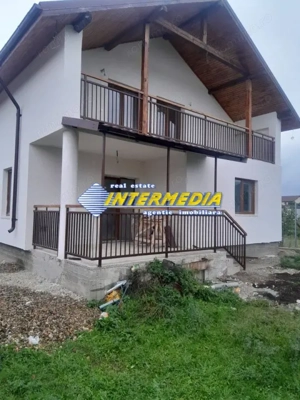 Casă nouă de vînzare P+1 cu 500 mp. Teren Finisata la cheie - imagine 6