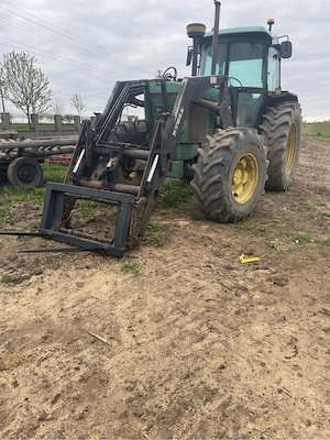 vand tractor john deere 3640 cu incarcator fronatal  - imagine 4