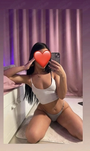 Brunetă cu forme  , nouă în Oraș nouă în locație 