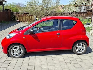 Peugeot 107 1.0 benzina, 95.000 km, consum redus, stare buna - imagine 3