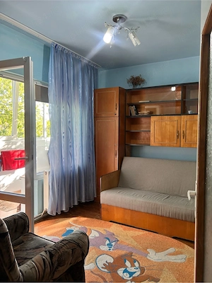apartament cu 3 camere  - imagine 2