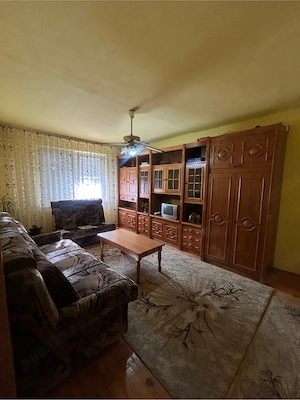 apartament cu 3 camere  - imagine 4