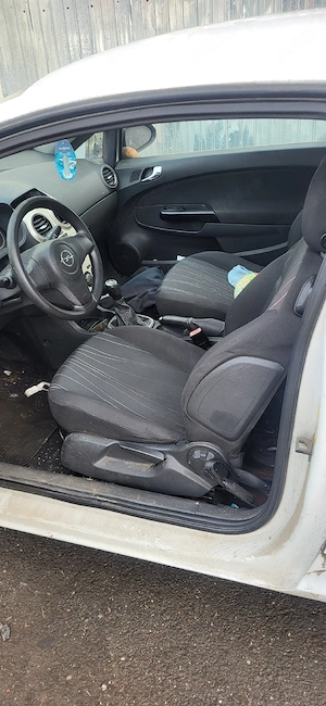 dezmembrez corsa d motor 1000 - imagine 4