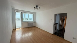 3 camere,65 mpu, zona Turist,bloc anvelopat,2 lifturi,decomandat. Negociabil! - imagine 11