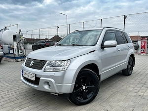 Suzuki Grand Vitara 1.9 DDiS Euro 5 4x4 - imagine 2