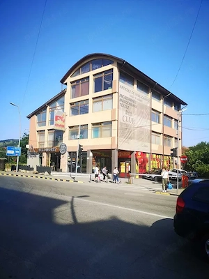 Spatii de inchiriat Fly Shopping Center