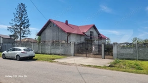 CASA SPATIOASA, solid construită – GHERGHITA/PH