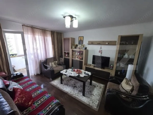 Apartament 4 camere decomandat suprafata 80mp