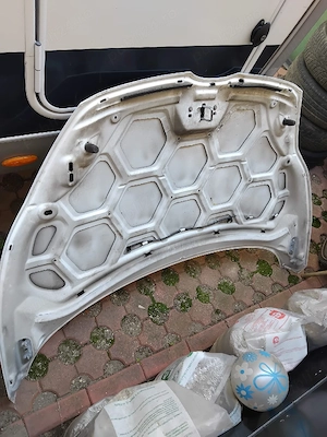 capota / far  ford fiesta 2008-2012 mk6 - imagine 3