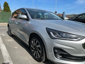 Ford Focus 1.0 EcoBoost - imagine 5