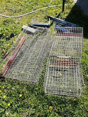 Vând trei cuști prepelițe în stare foarte bună  - imagine 3