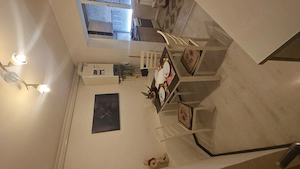 Apartament 3 camere, decomandat, central - imagine 2
