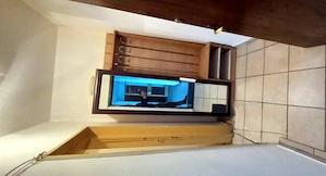 Ofertă apartament cu 2 camere pentru închiriat, decomandat 53 mp mobilat clasic parter față bloc str