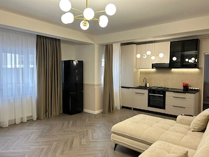 De vânzare apartament 2 camere Zorilor - imagine 3