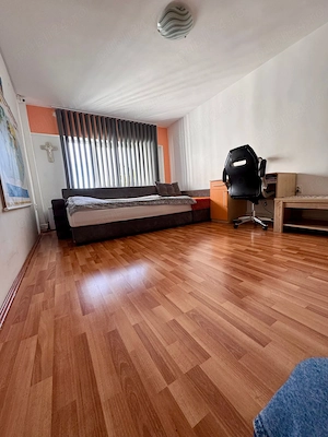 Ofer spre vanzare apartament cu 3 camere - imagine 2